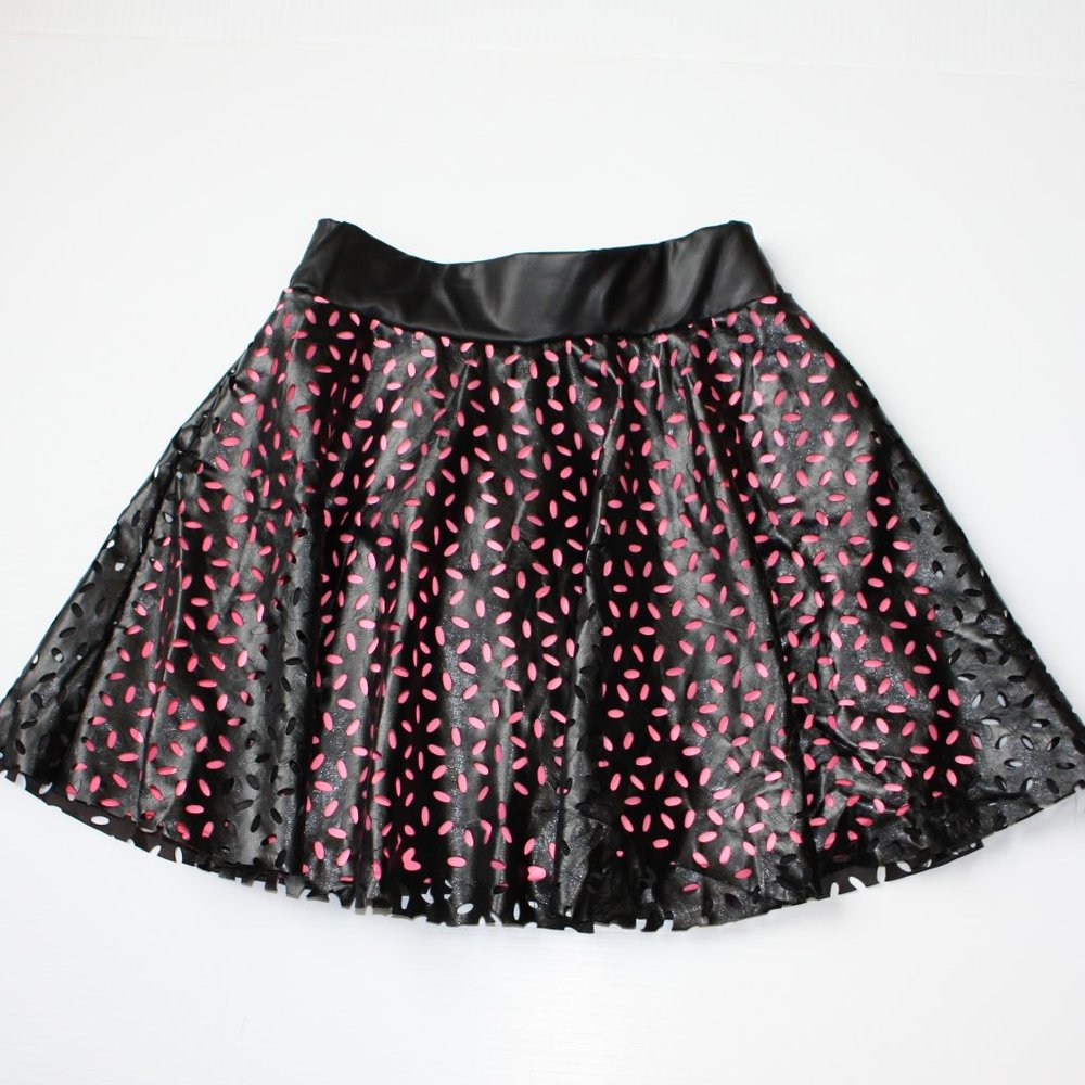 Pink Crush Girl's Black Vinyl Die Cut Skater Skirt size 10 11 12